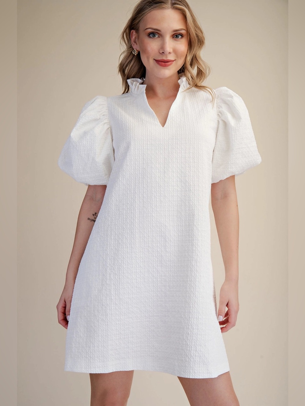 GLAM Textured Fabric Ruffle V-Neck Puff Sleeve Mini Dress